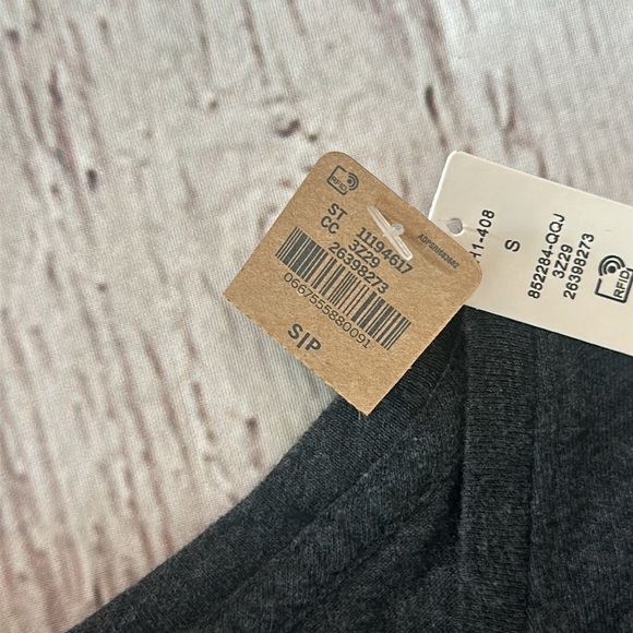 Pink Victoria’s Secret Short Pajama Set Size Small - Picture 2 of 8